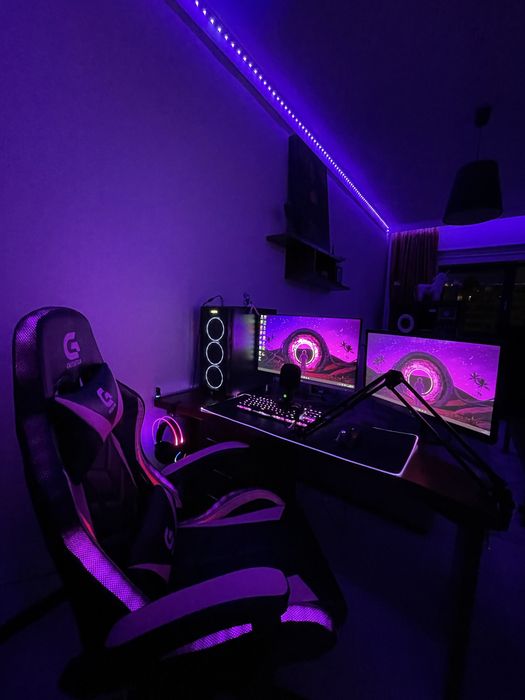 Full SetUp Gaming Calculator,Monitoare,Mouse,Tastatura,SoundBar,Casti