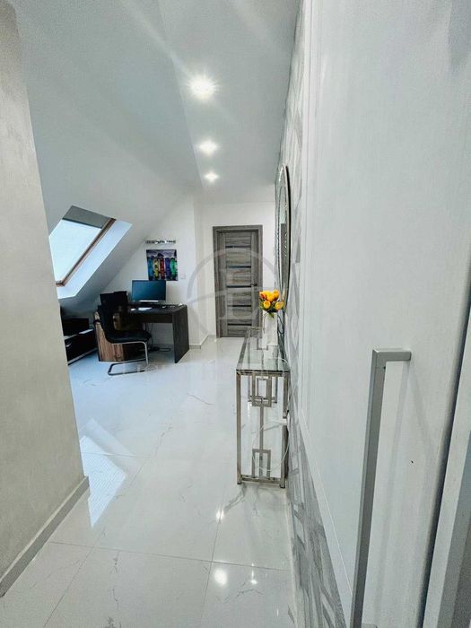 Реф. 849 Луксозно обзаведен многостаен / Казино Риц