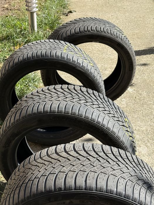 Anvelope  iarna 205/50 R17