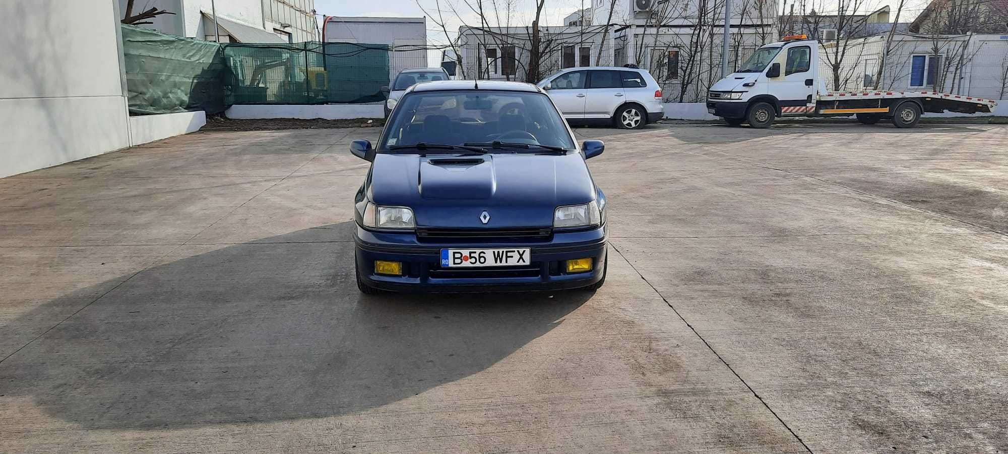 Vand 2 RENAULT CLIO 1,1.8 16 V.