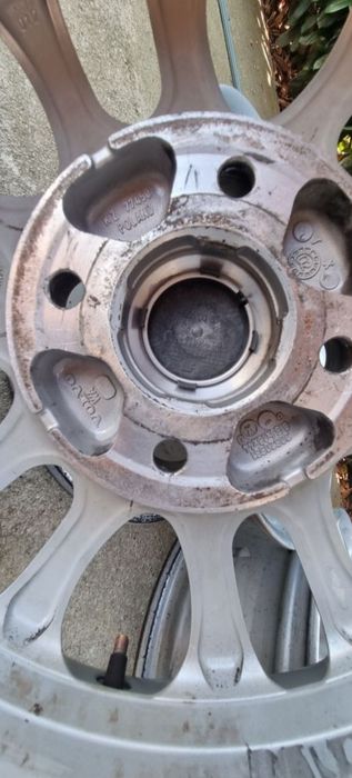 Jante R16 original Volvo S40 V40 Kia Nissan Honda Hyundai 4x114.3