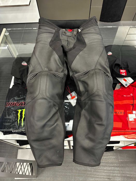 Екипировка Dainese