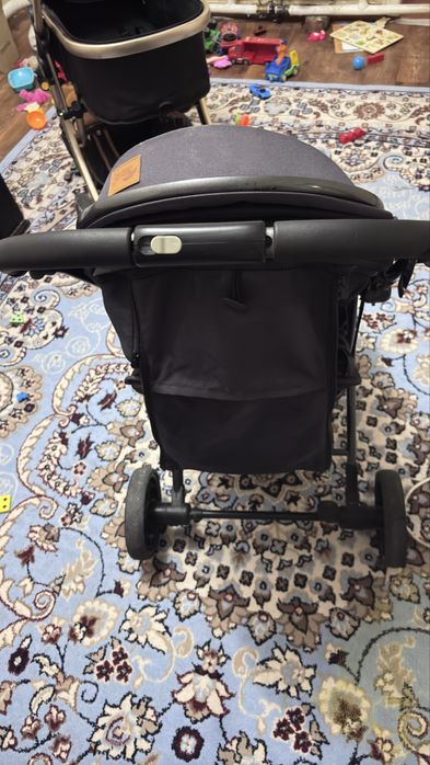 Коляска и прагулочный коляска