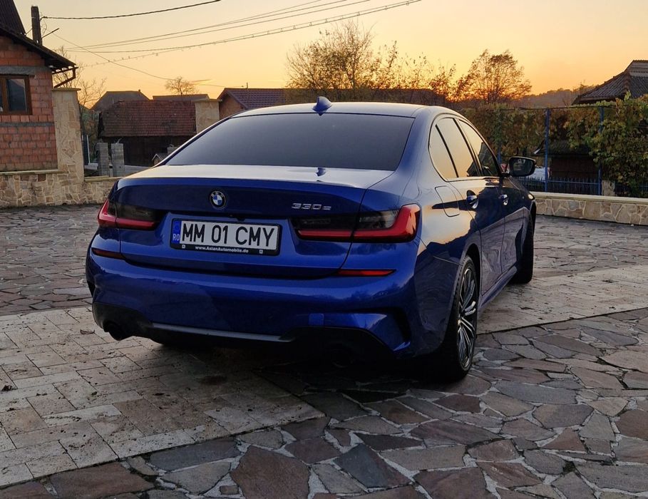 BMW seria 3 M Packet 330e ~292 CP- Benzina/Electric Hibrid