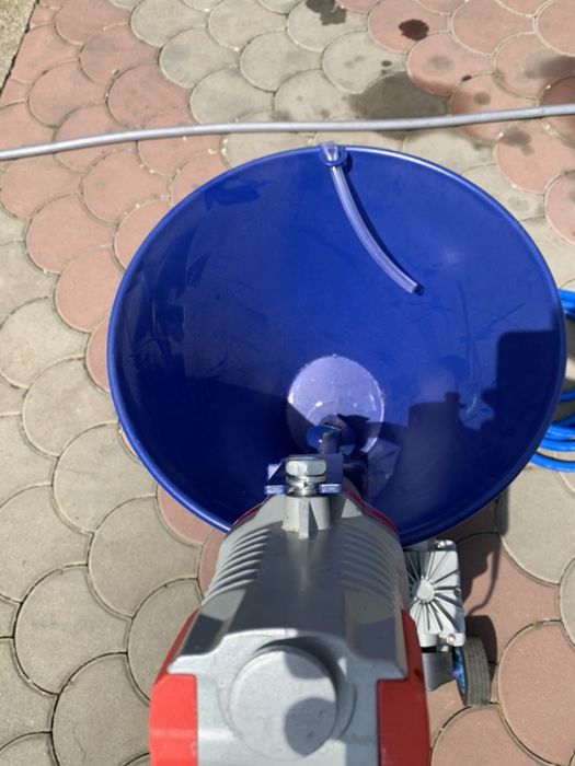 Pompa gletuit vopsit amorsa tinci noua