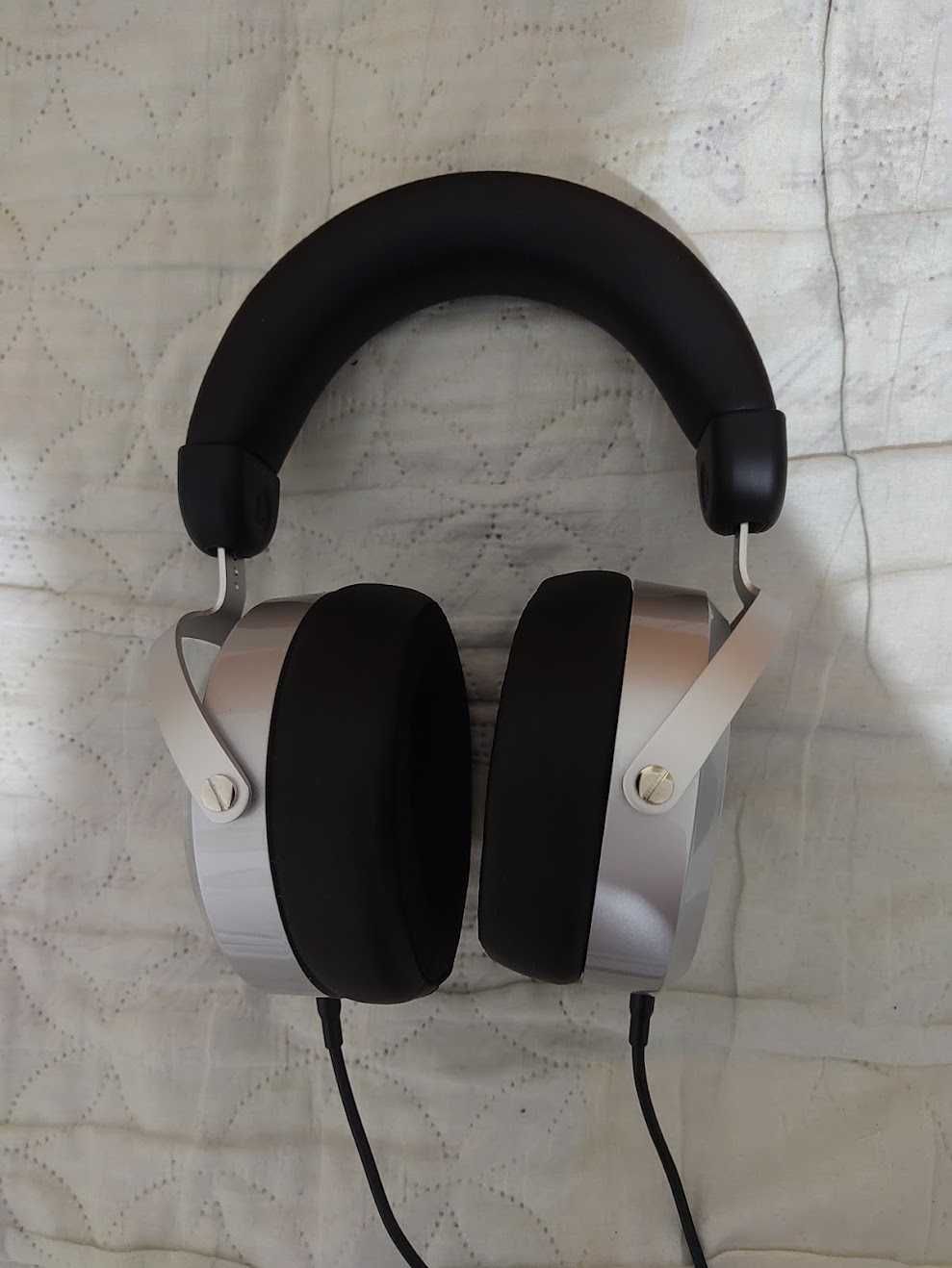 Слушалки Hifiman HE400se