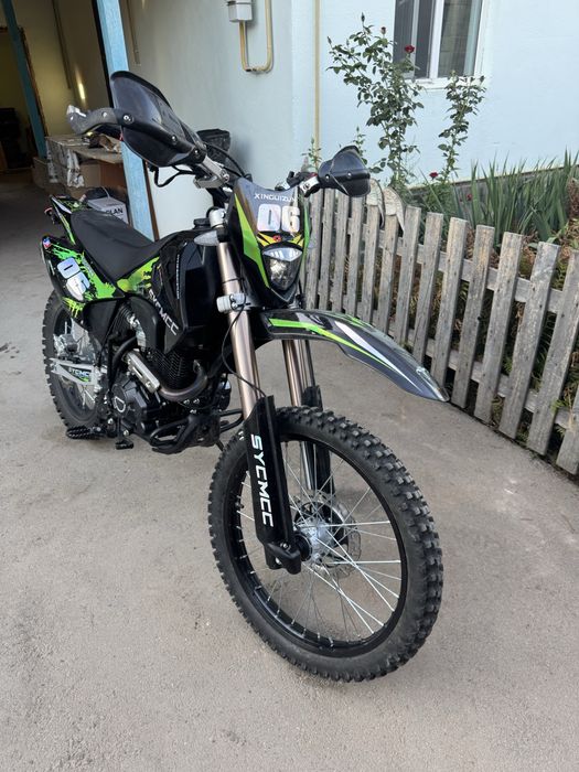 Эндуро мотоцикл 06 300 кубов