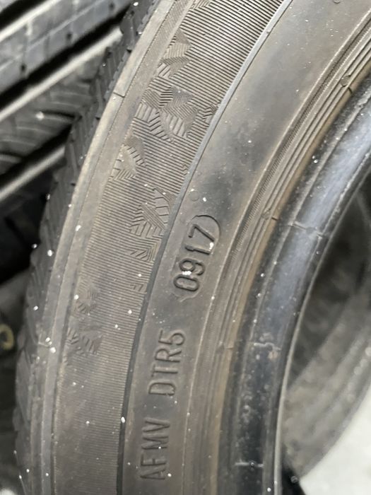 anv m+s  195/50/15 Bridgestone/Semperit