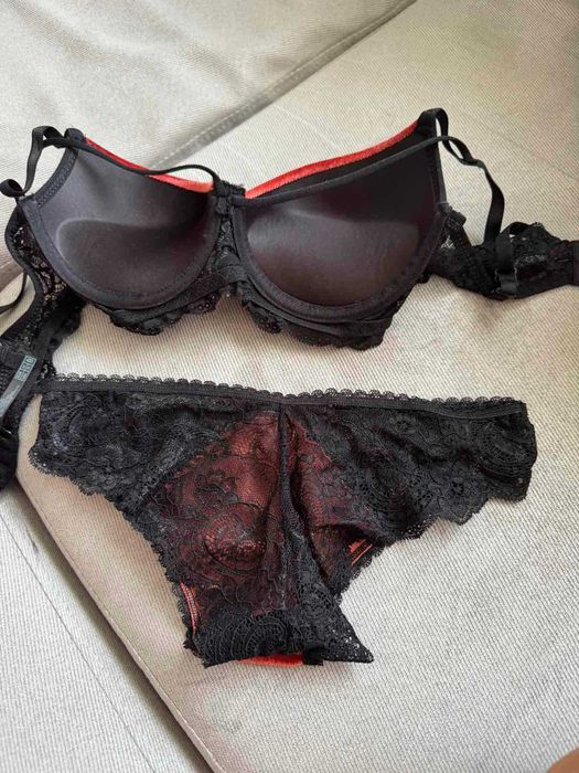 Комплект бельо Victoria Secret