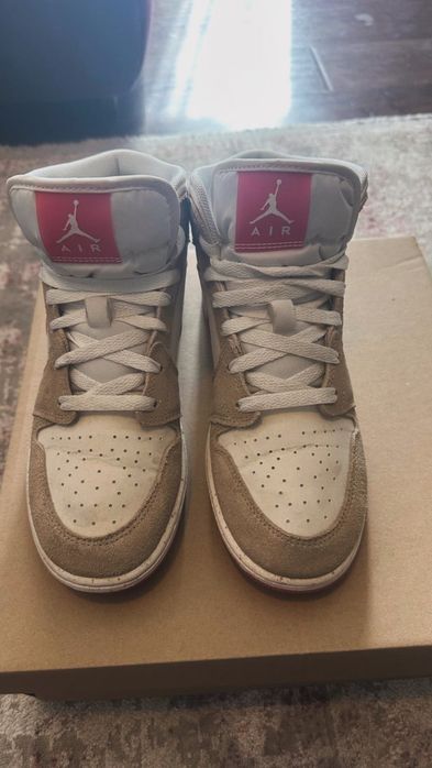 Jordan 1 Mid Peanut Butter Jelly