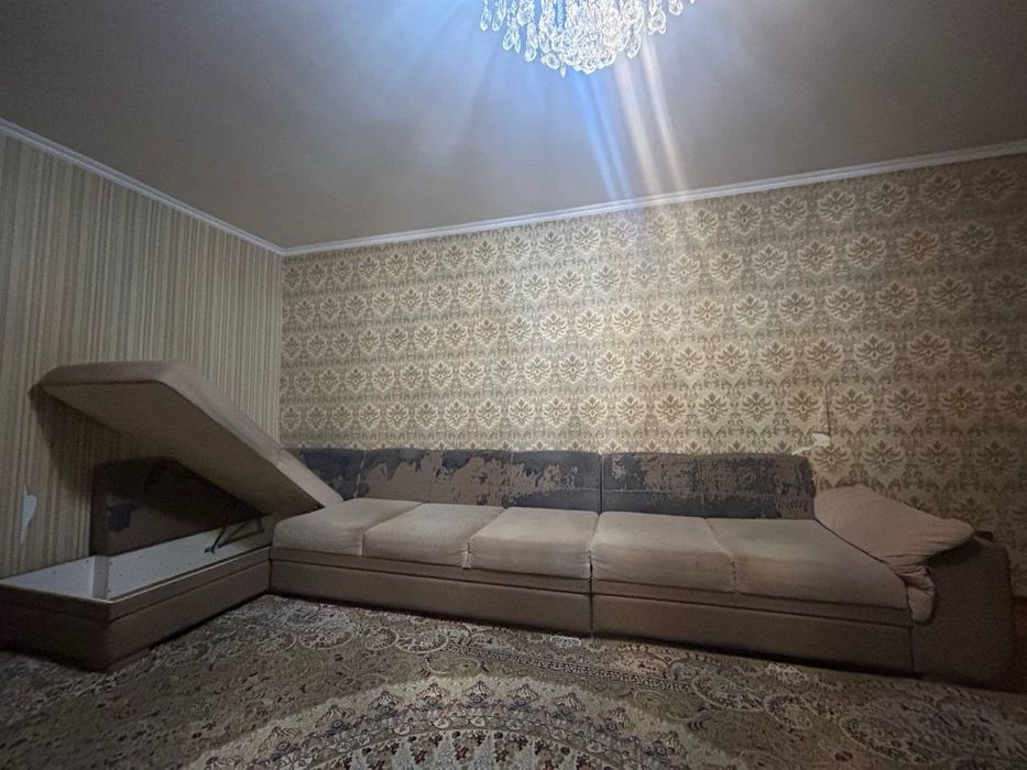 Диван для зала и спальней