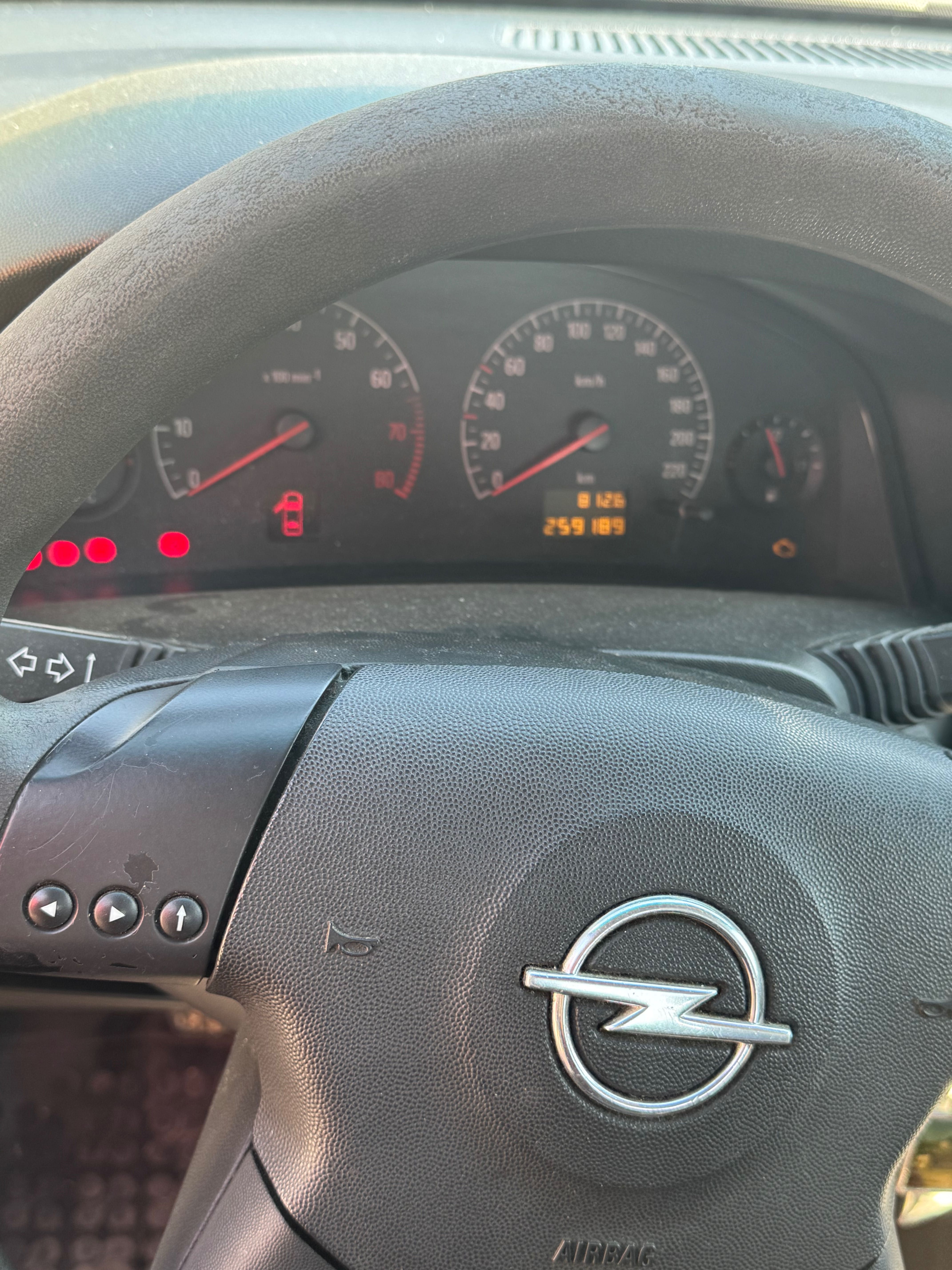 Vând Opel Vectra C