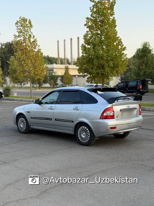 •Lada Priora 2008 16v•