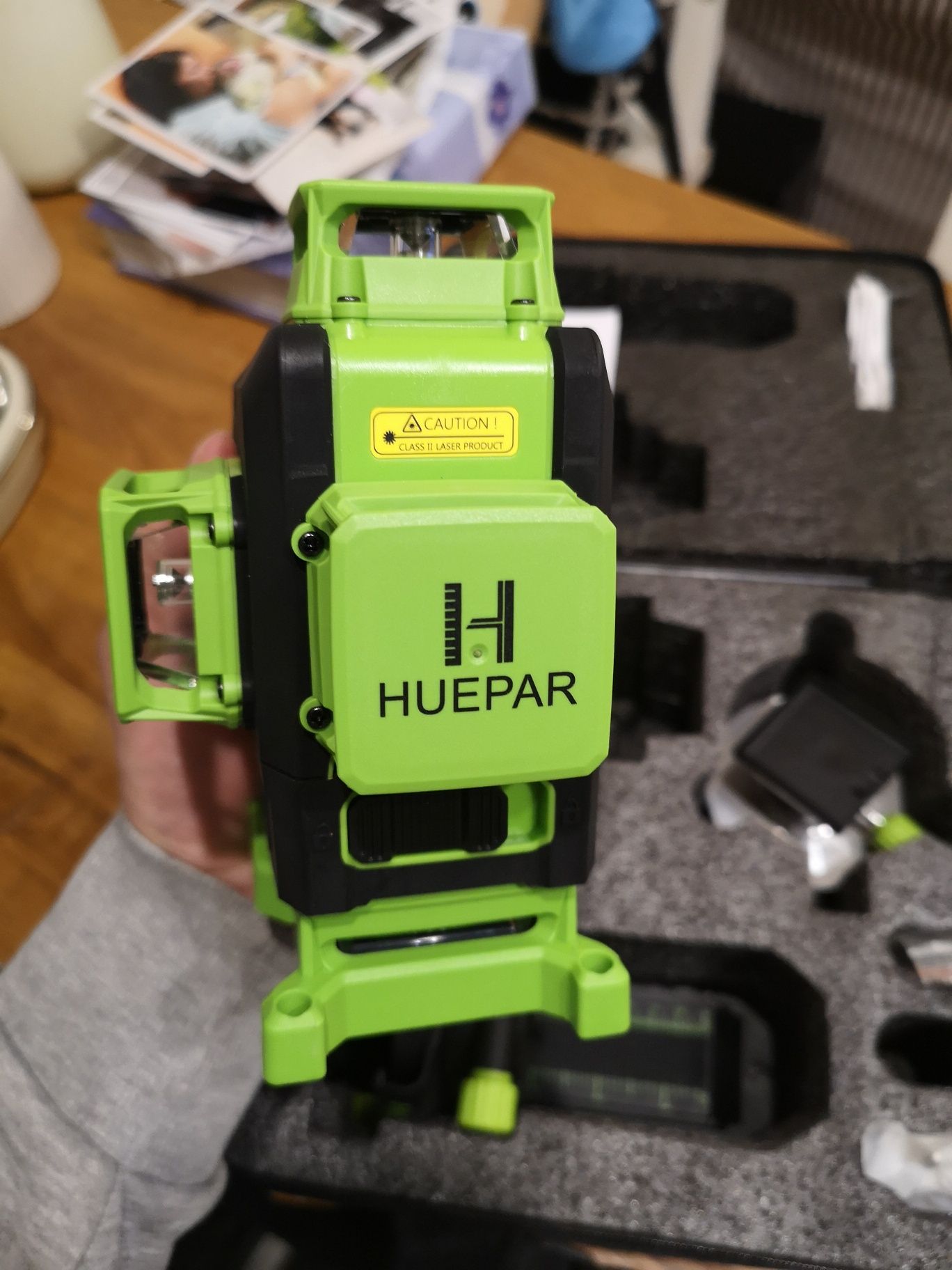 Лазерен нивелир Huepar 4D