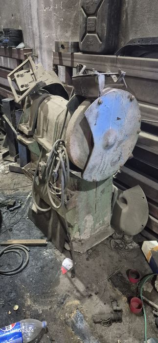 Продам наждачный станок советский
