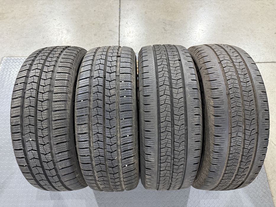 2бр. КАТО НОВИ Товарни Зимни Гуми 235/65R/16C -NEXEN- DOT:2324- 9.6мм.