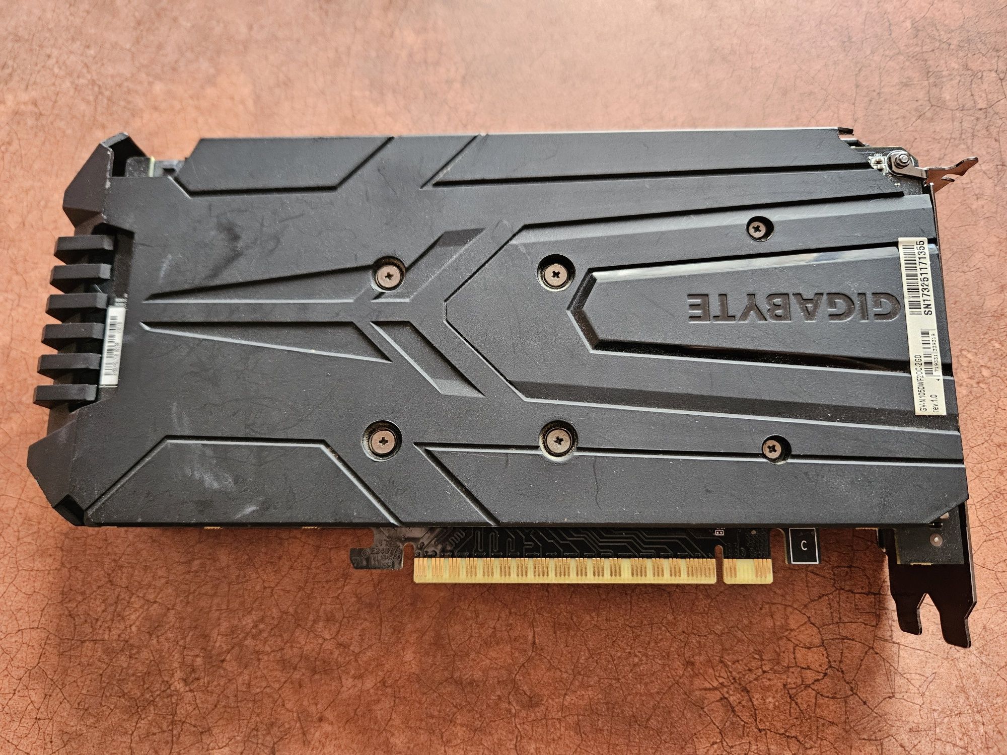 Placa video PCIe Gigabyte GTX 1050 WINDFORCE 2X 2GB DDR5
