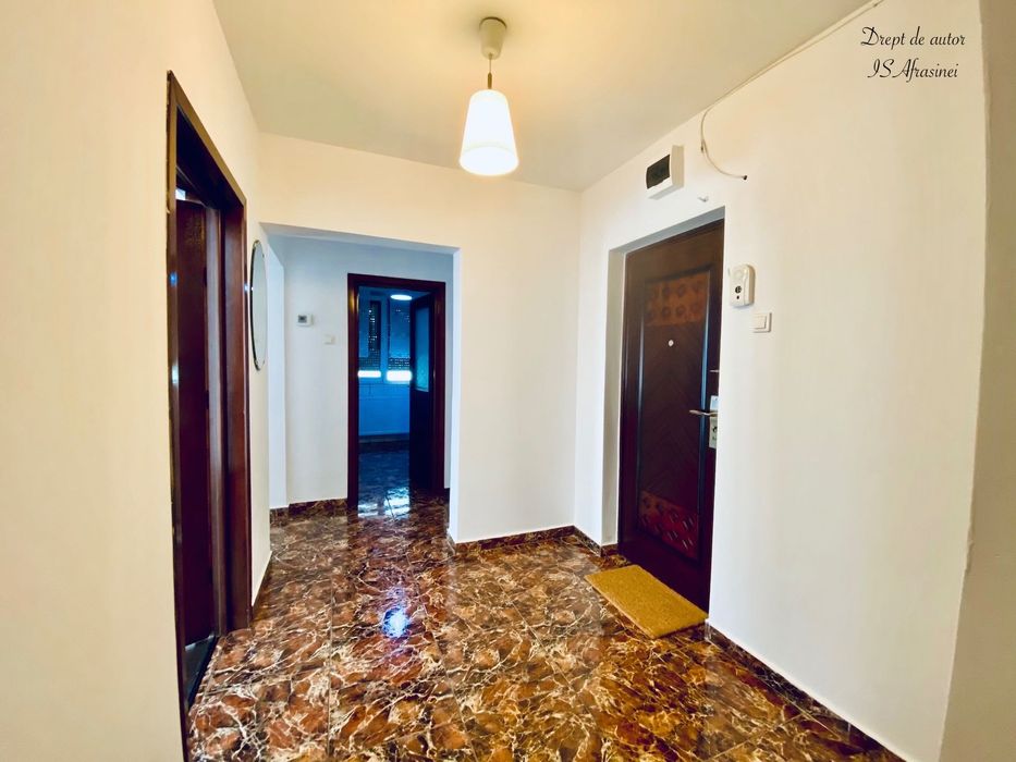 Apartament 2 Camere Decomandat, Renovat, Cornișa - Ideal Investiție!