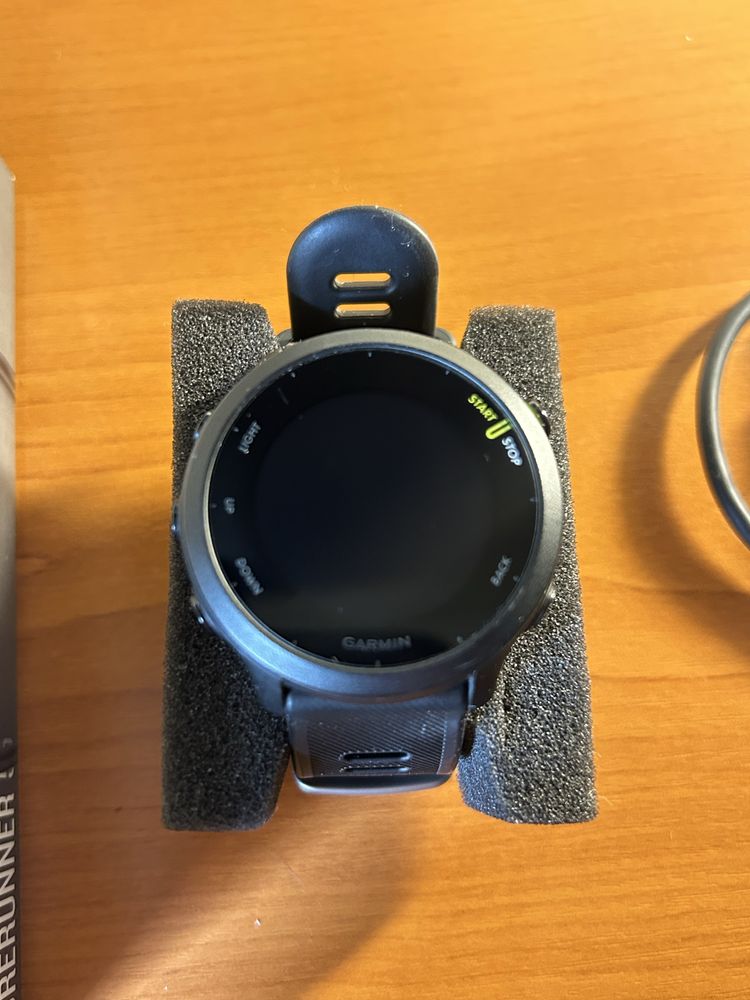 Ceas Garmin Forerunner 55