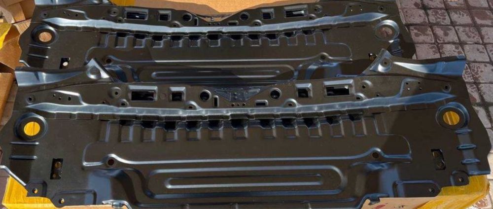 Фартук камри se