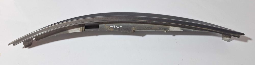 Лайсна под фар (лява) за предна броня Ford Kuga Mk1 - ОЕ 8V41 15A282AW