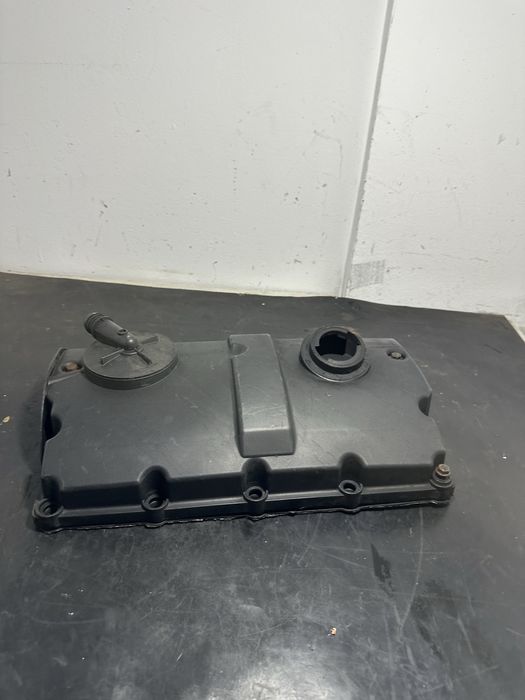 Capac culbutori Vw Sharan  1.9 Audi a4 B6 Passat B5.5 1.9 038103469
