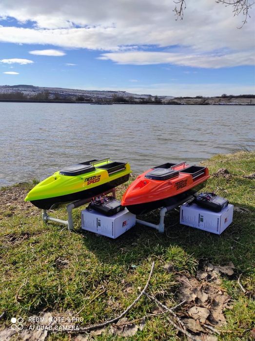 Лодка за захранка 1 година гаранция!!!