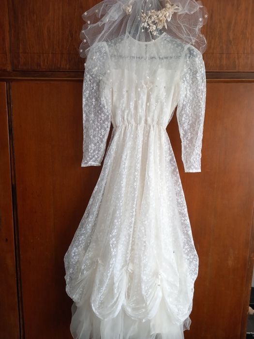 Булчински рокля с аксесоари