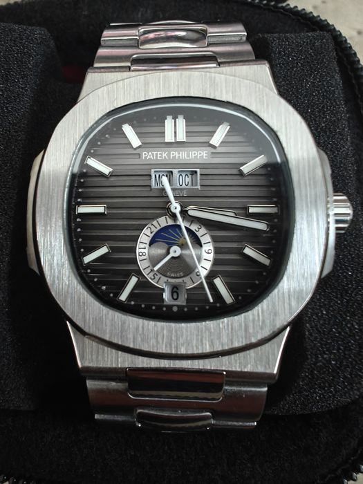Patek Philippe Nautilus в перфектно състояние