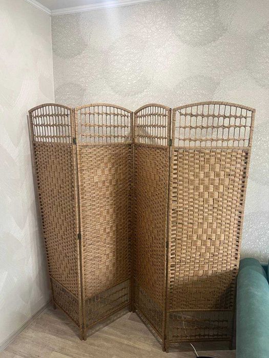 Продам плетенную ШИРМУ