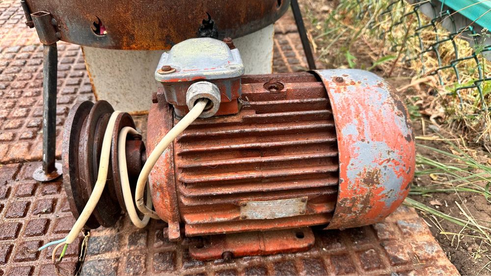 Электродвигатель