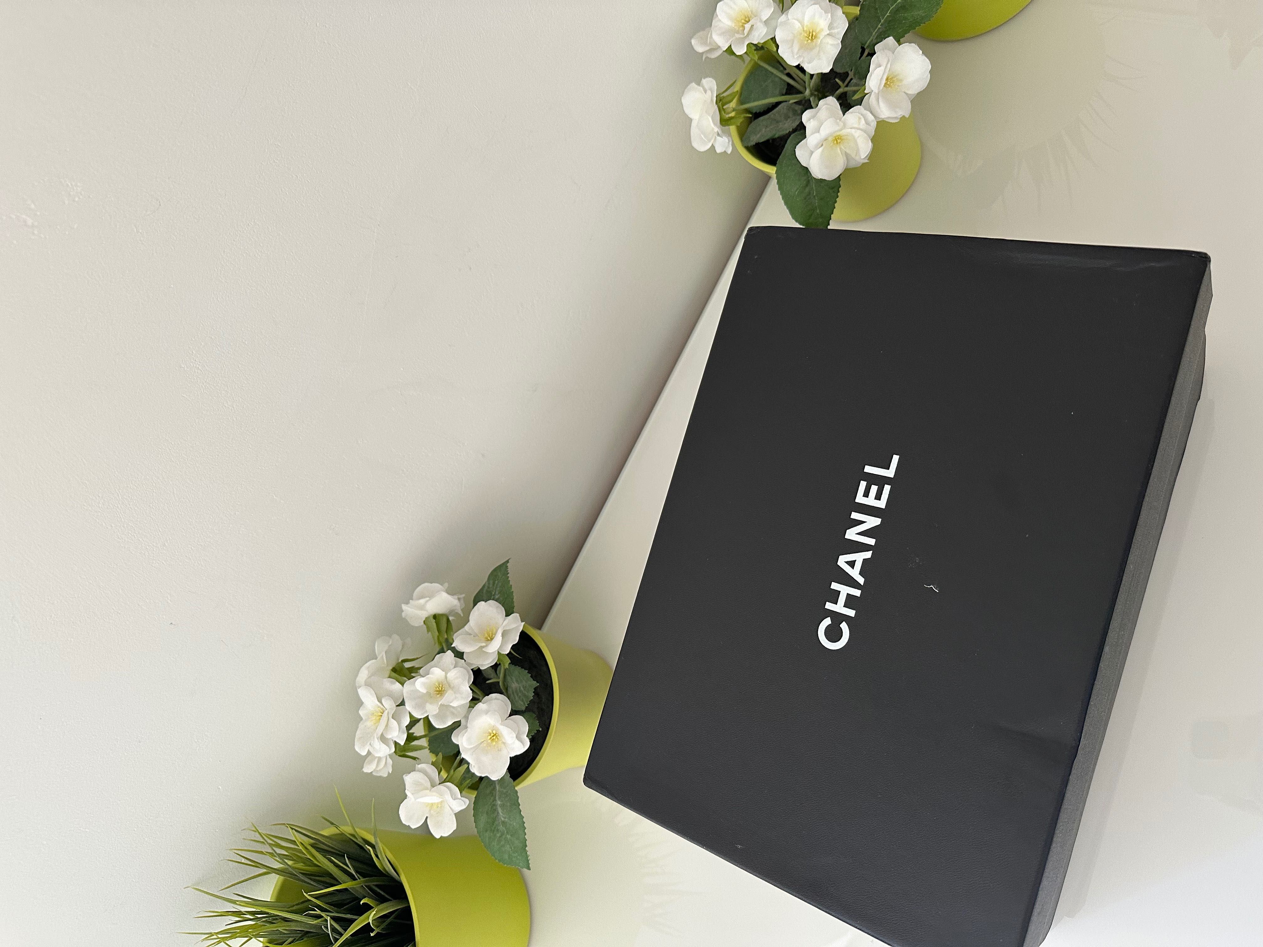 C.H.A.N.E.L  сандали