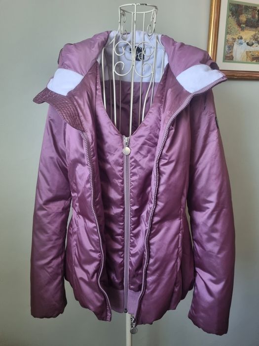 Дамско Яке Emporio Armani EA7 с гъши пух и качулка