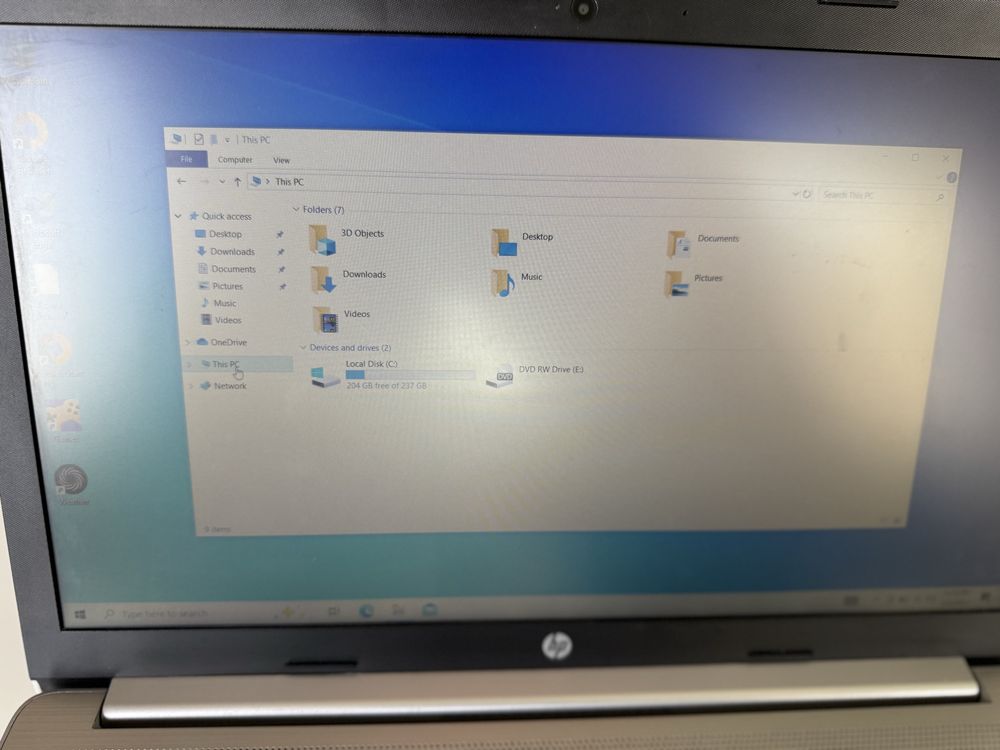 Laptop HP 250 G7