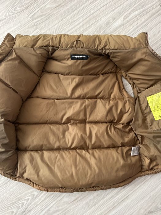 TOM TAILOR-мъжки дебел пухен елек размер М
