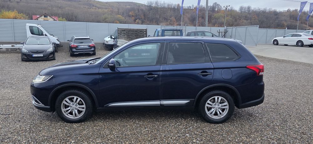Mitsubishi Outlander 4x4 an 2016.