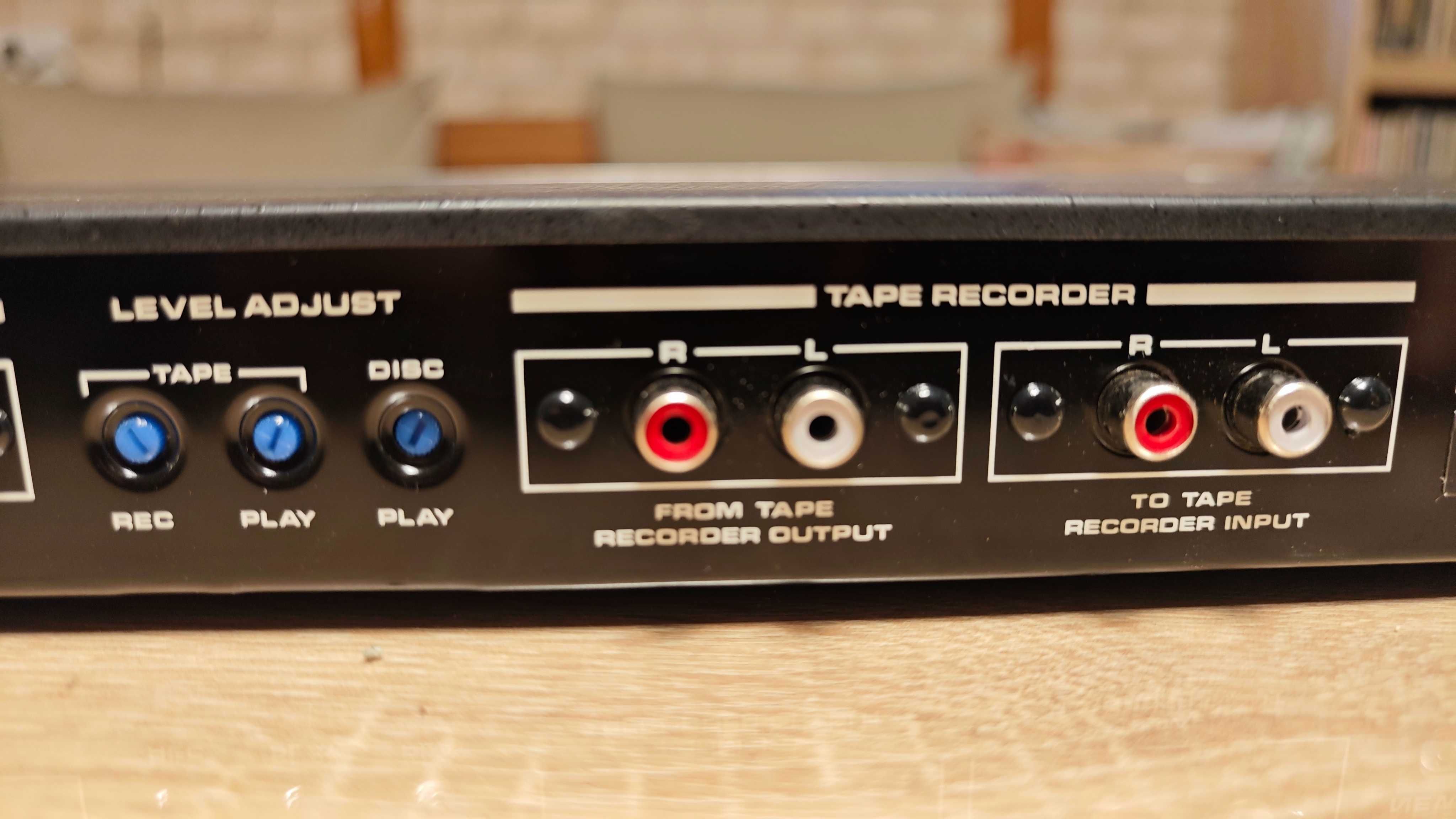 DBX 228 Dynamic Range Expander/Tape Noise Reduction System