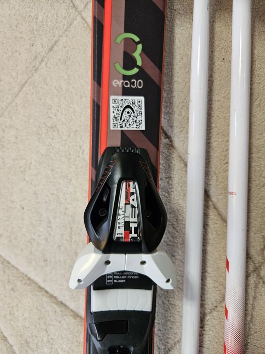 Комплект ски обувки, щеки и ски