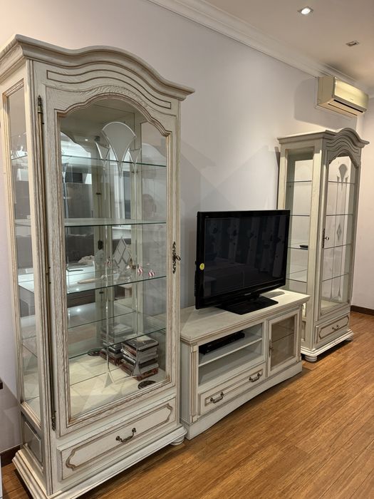 Комплект из 3 позиций , 2 стенки , тв тумба