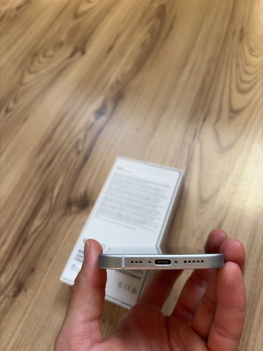 iPhone 15 Blue 128 gb с гаранция