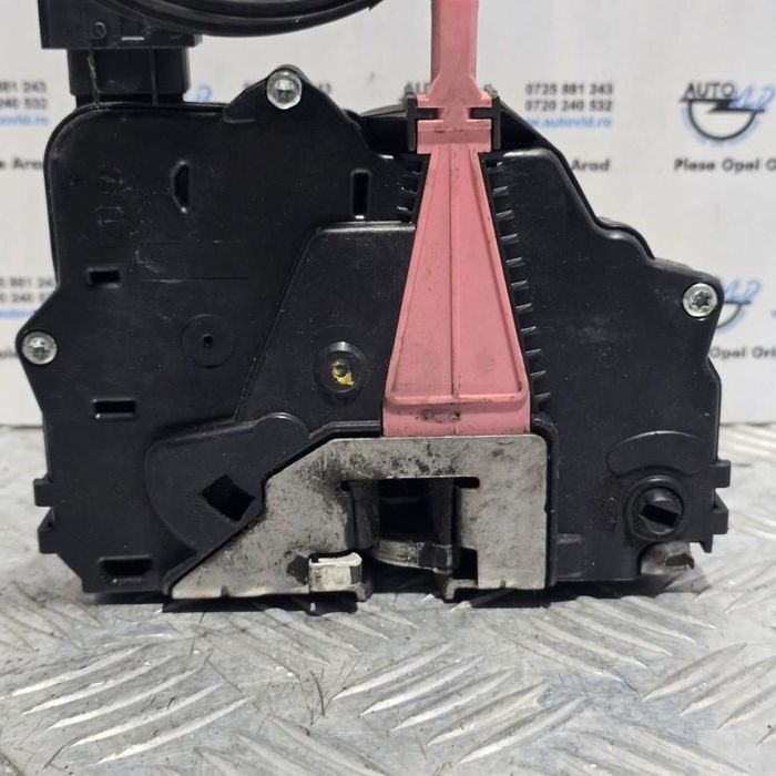Broasca usa dreapta fata Opel Corsa E