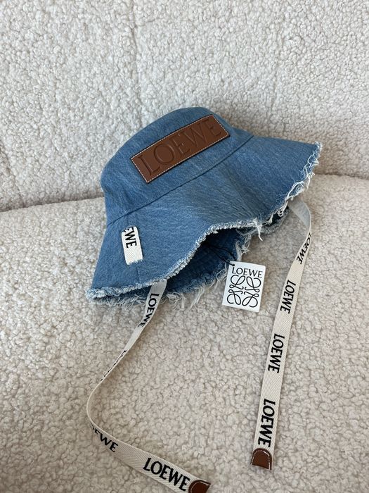 Дамски шапки New Season