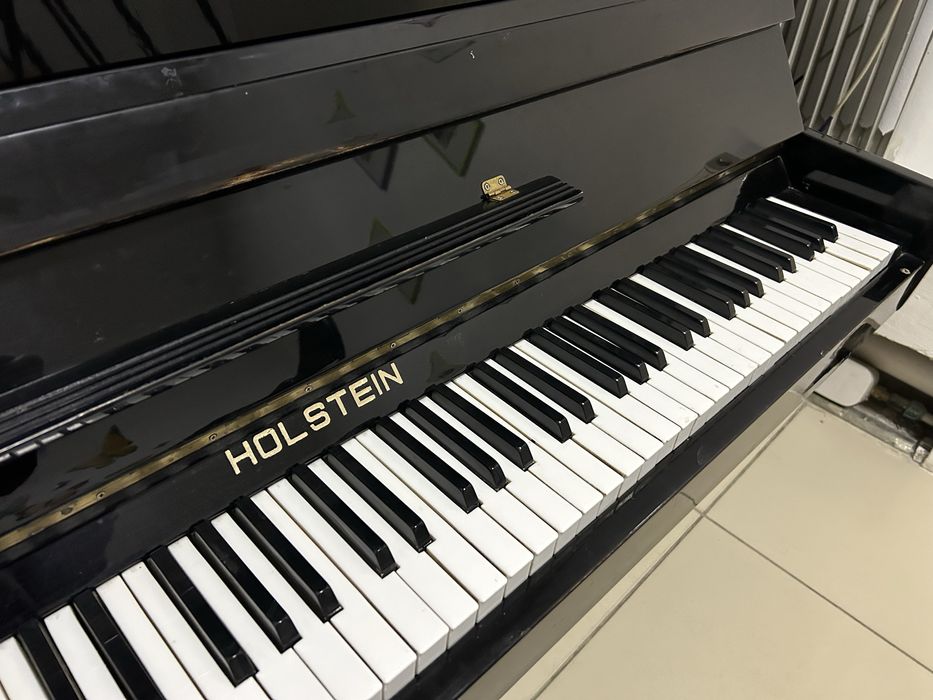 Фортепиано HOLSTEIN