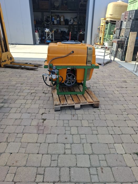 Pompa,Atomizor,Stropitoare pomi fructiferi și vita de vie