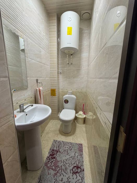 5-mikda 4 xonalik uy sotiladi