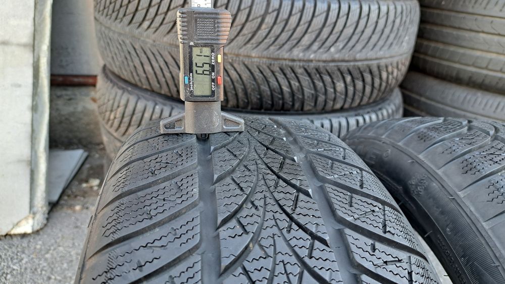 2 бр Зимни гуми 195 50 16