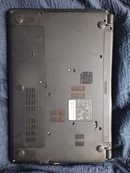 Перфектен, Aser Aspire, E1-570G,  intel core i5, перфектен.