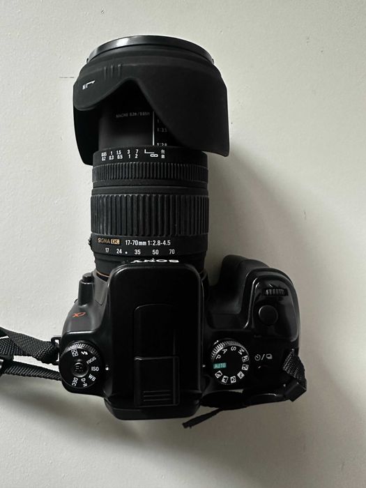 Фотоапарат Sony DSLR-A100