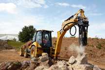 Spargeri Beton & Asfalt cu Picon – Buldoexcavator CAT 434 | Craiova