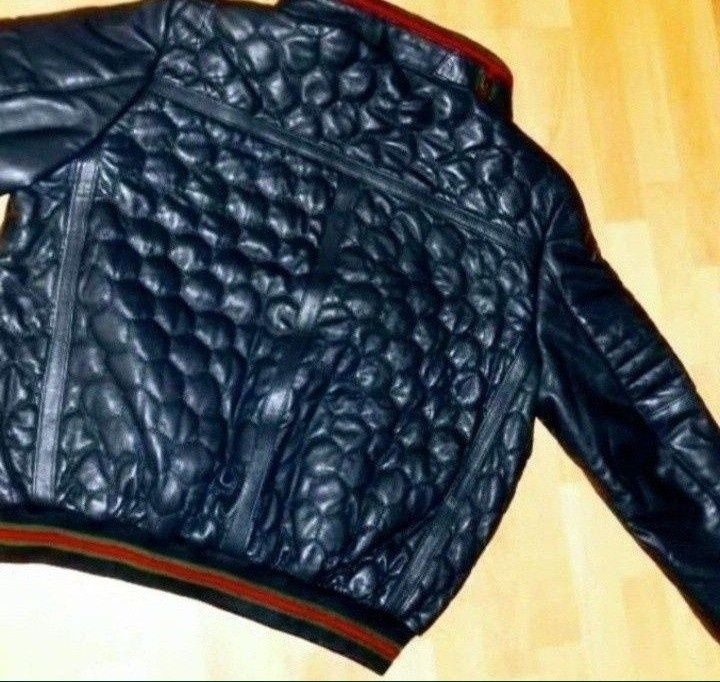 Geaca piele naturala 100%,new model, logo metalic, saculet, etichetă